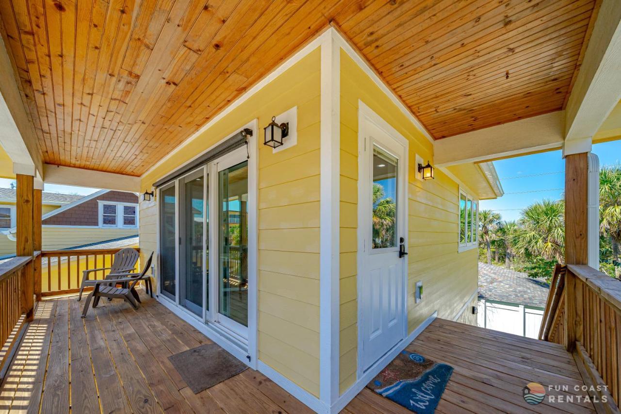 Dog Friendly Loft Steps From Beach With Gas Barbecue Grill And Upstairs Deck! New Smyrna Beach Exterior photo